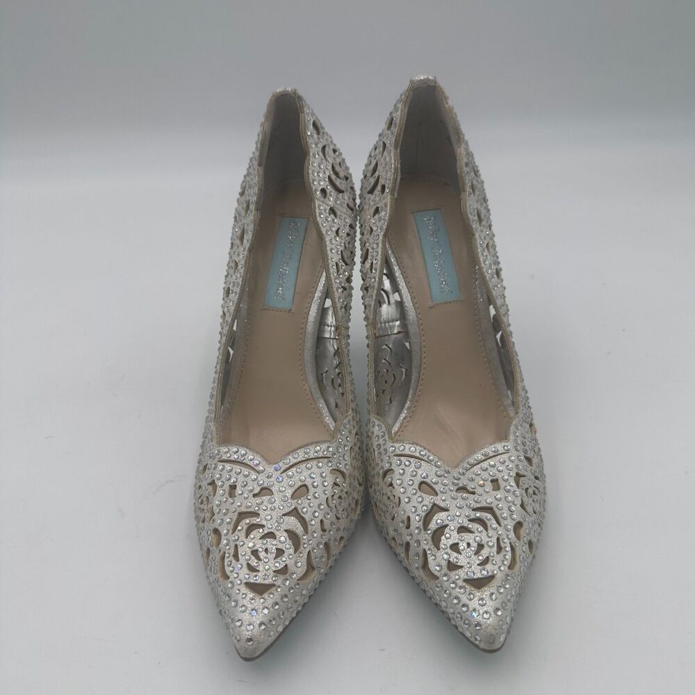 New Betsy Johnson White Rhinestone Studded Pumps, Lace/floral overlay. Size 8.5
